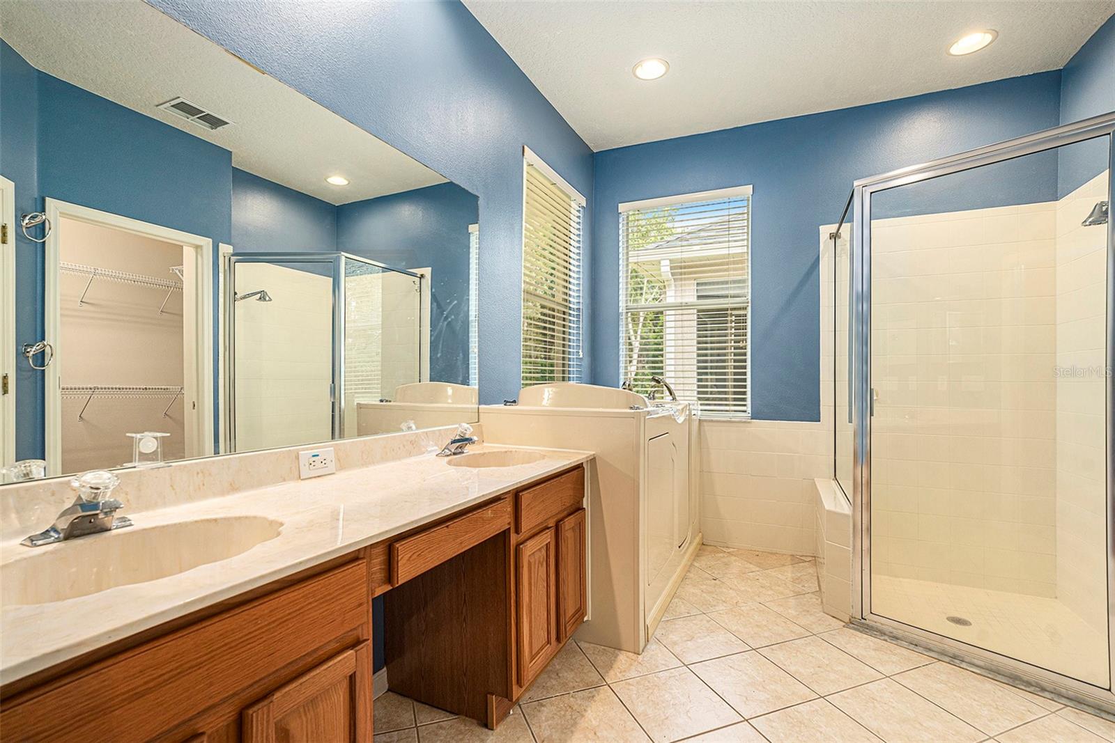 Image 15 of 24 For 17910 Timber View Street