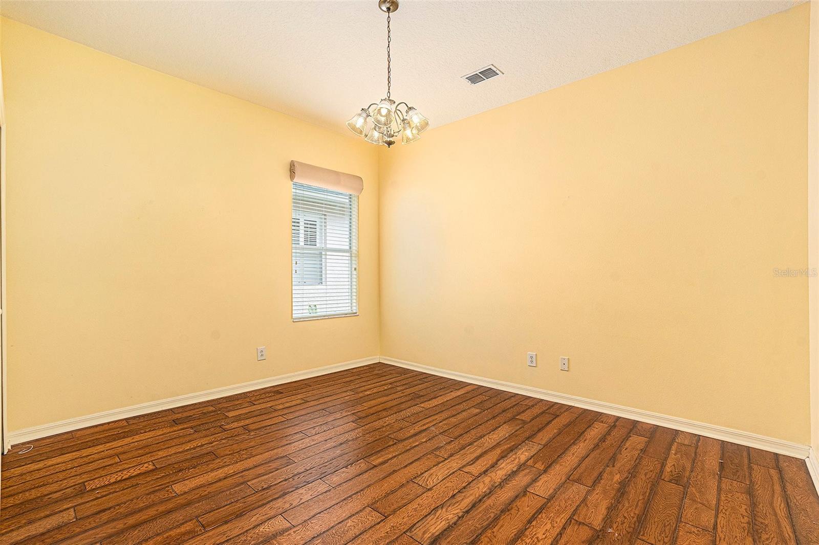 Image 17 of 24 For 17910 Timber View Street