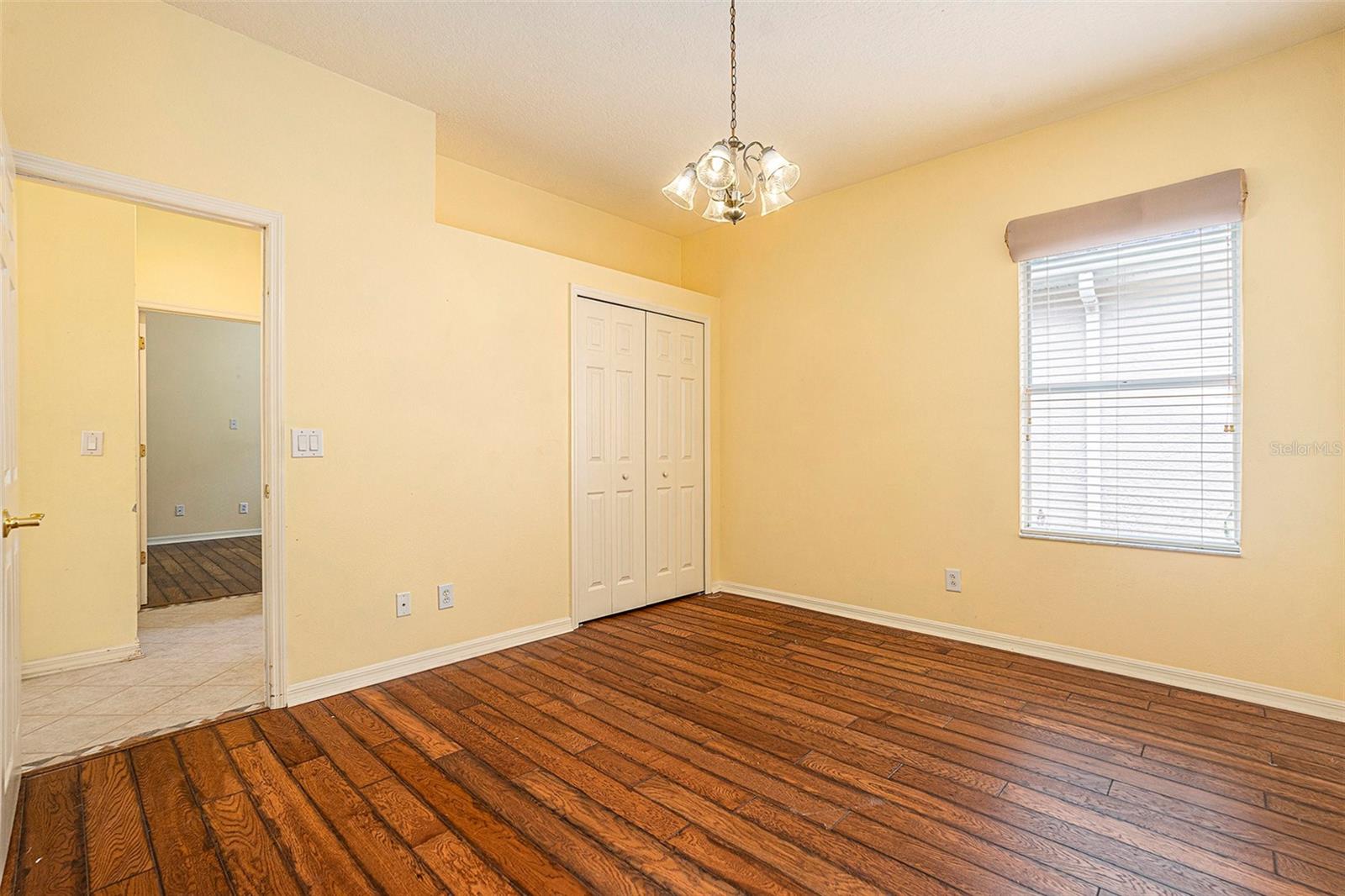 Image 18 of 24 For 17910 Timber View Street