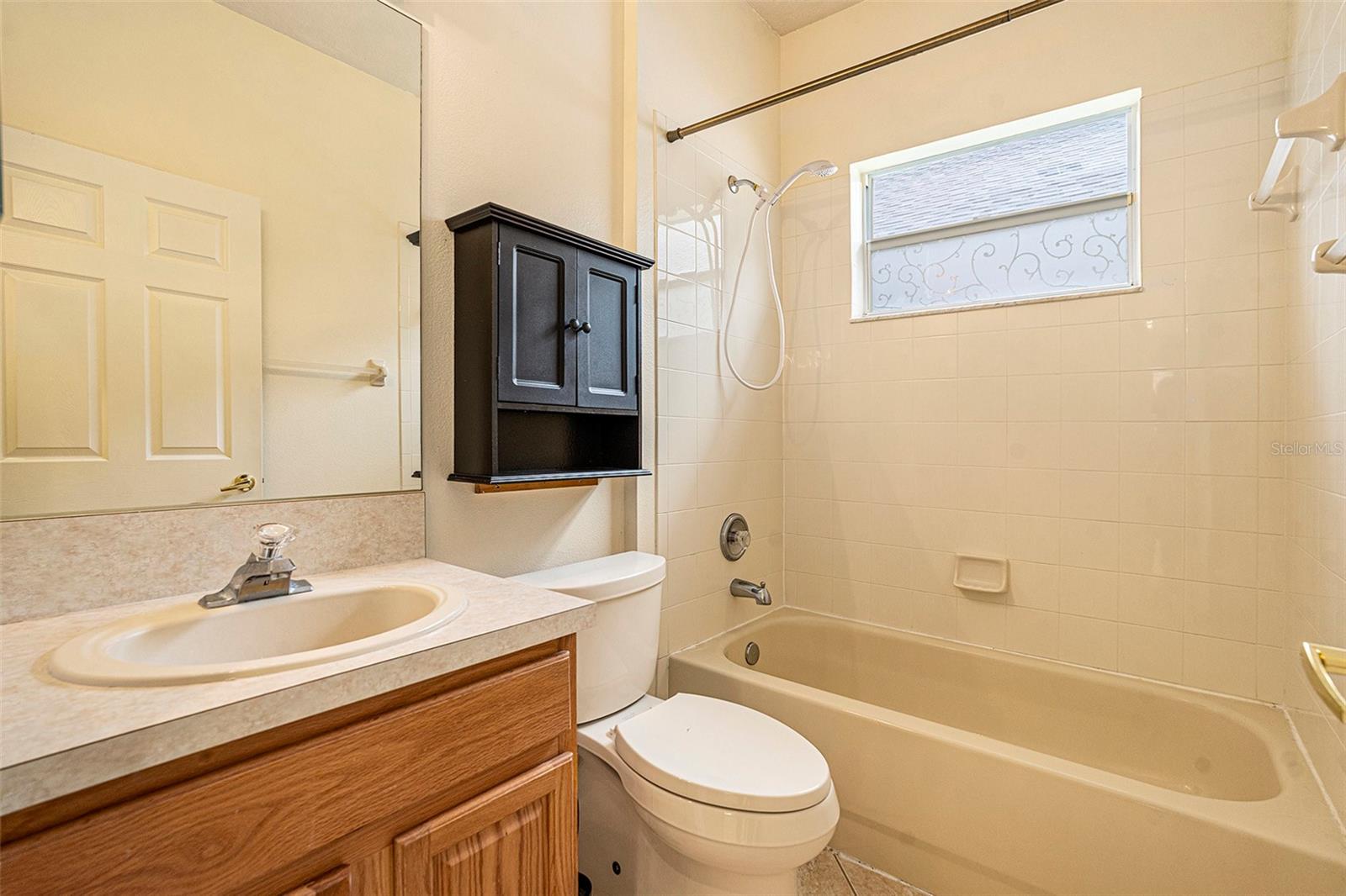 Image 21 of 24 For 17910 Timber View Street
