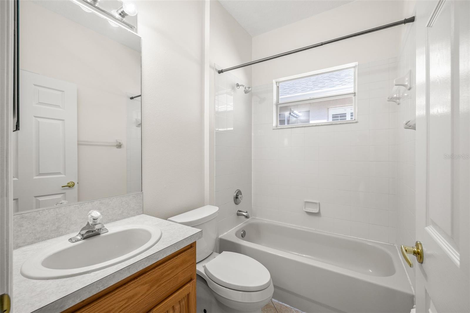 Image 29 of 50 For 17910 Timber View Street