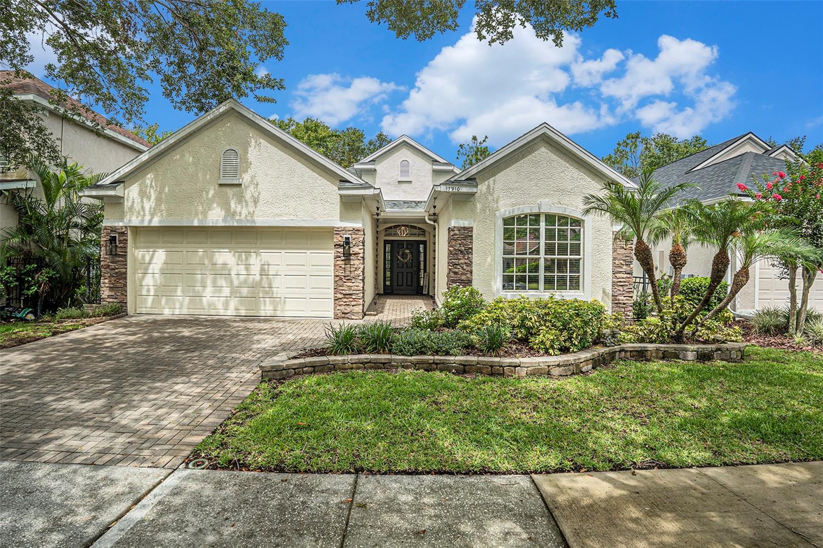 Image 3 of 24 For 17910 Timber View Street