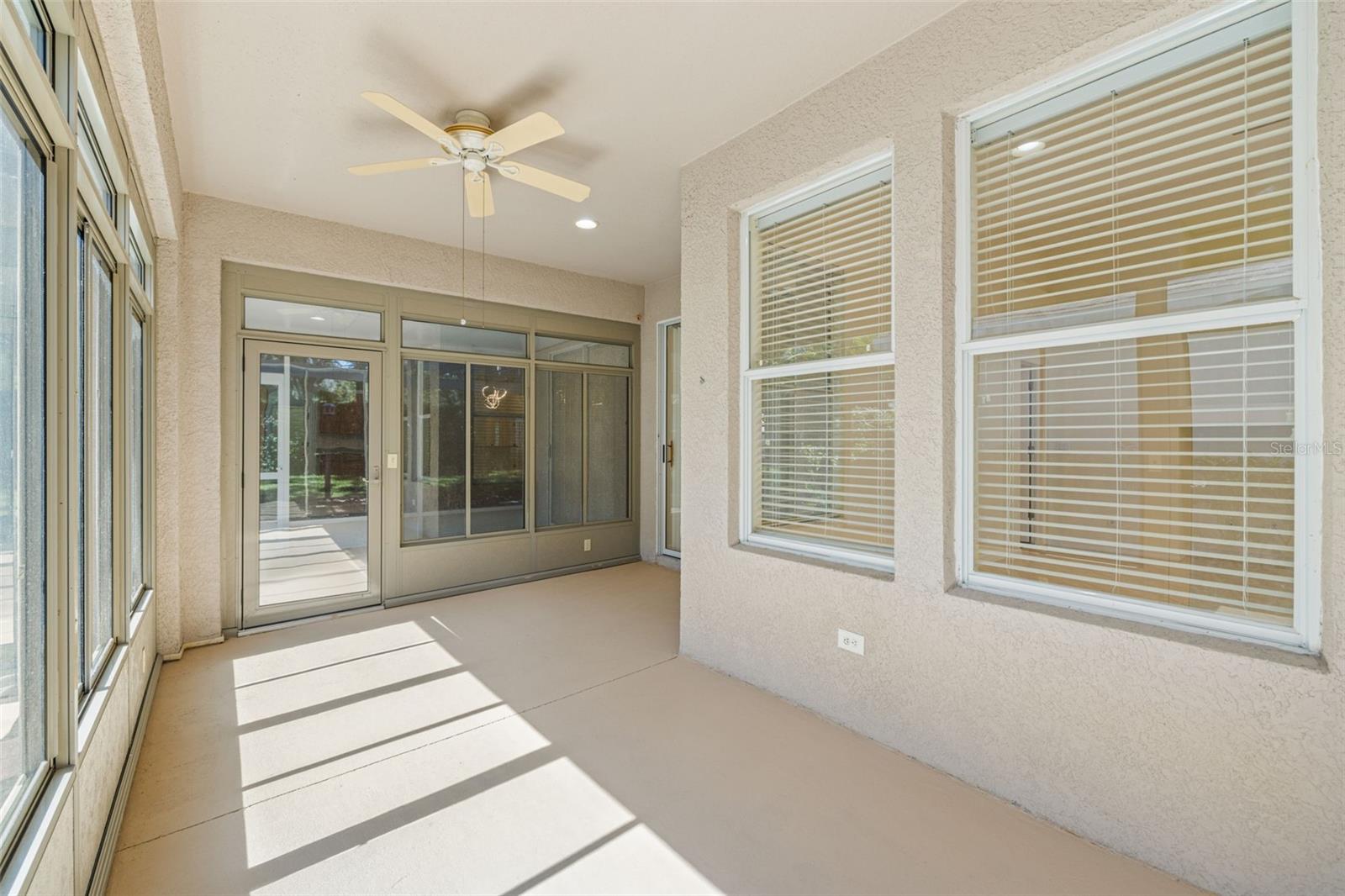 Image 32 of 50 For 17910 Timber View Street