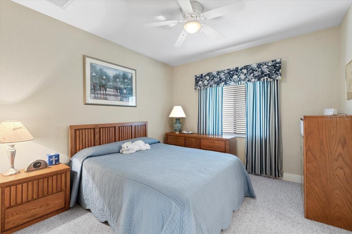 Image 45 of 65 For 16608 Livingston Avenue
