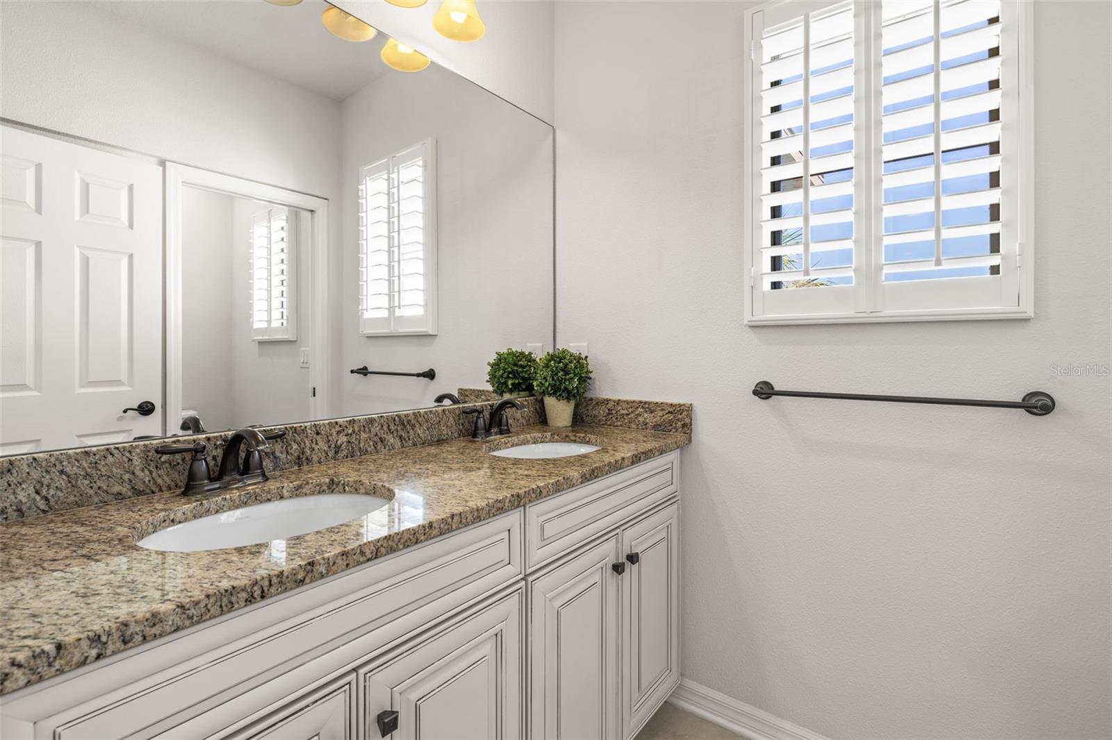 Image 20 of 41 For 12476 Tibbetts Street