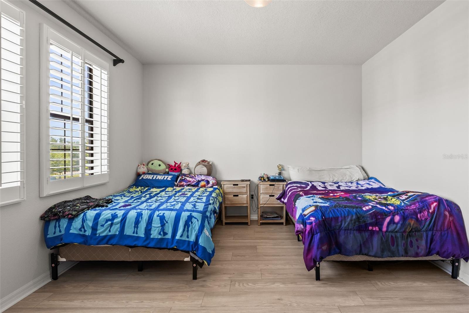 Image 22 of 41 For 12476 Tibbetts Street