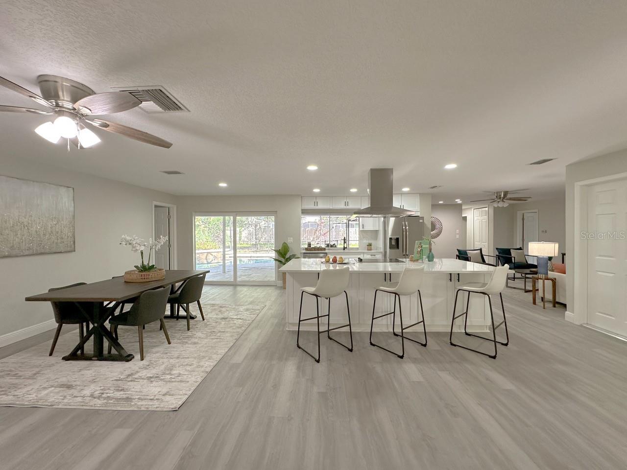 Image 3 of 28 For 939 Woodland Drive