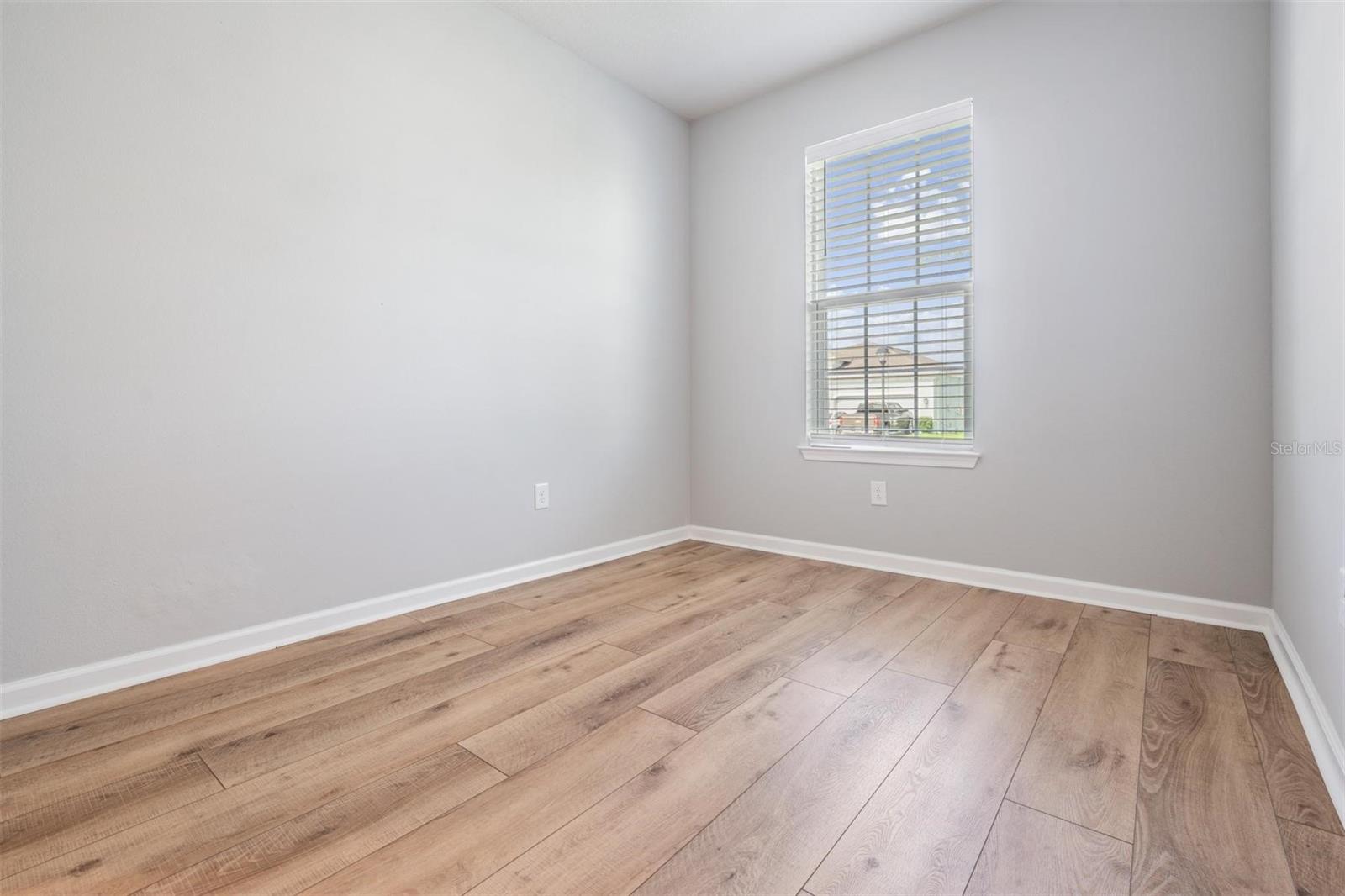 Image 25 of 55 For 8576 Broadstone Drive
