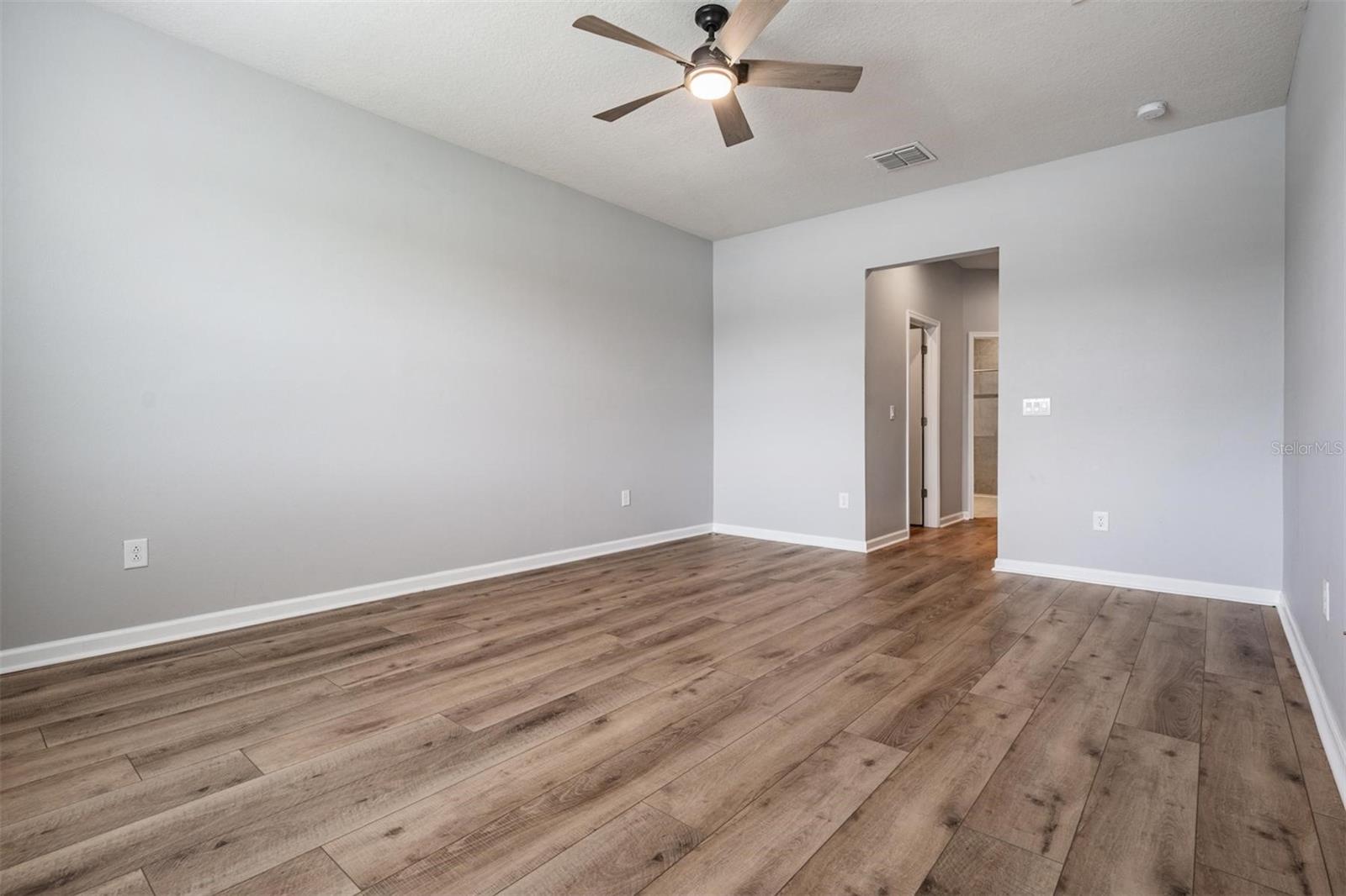 Image 29 of 55 For 8576 Broadstone Drive