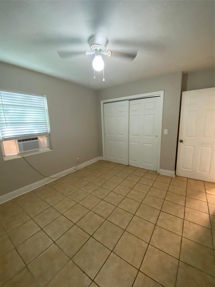 Image 8 of 14 For 1110 Maryland Avenue B