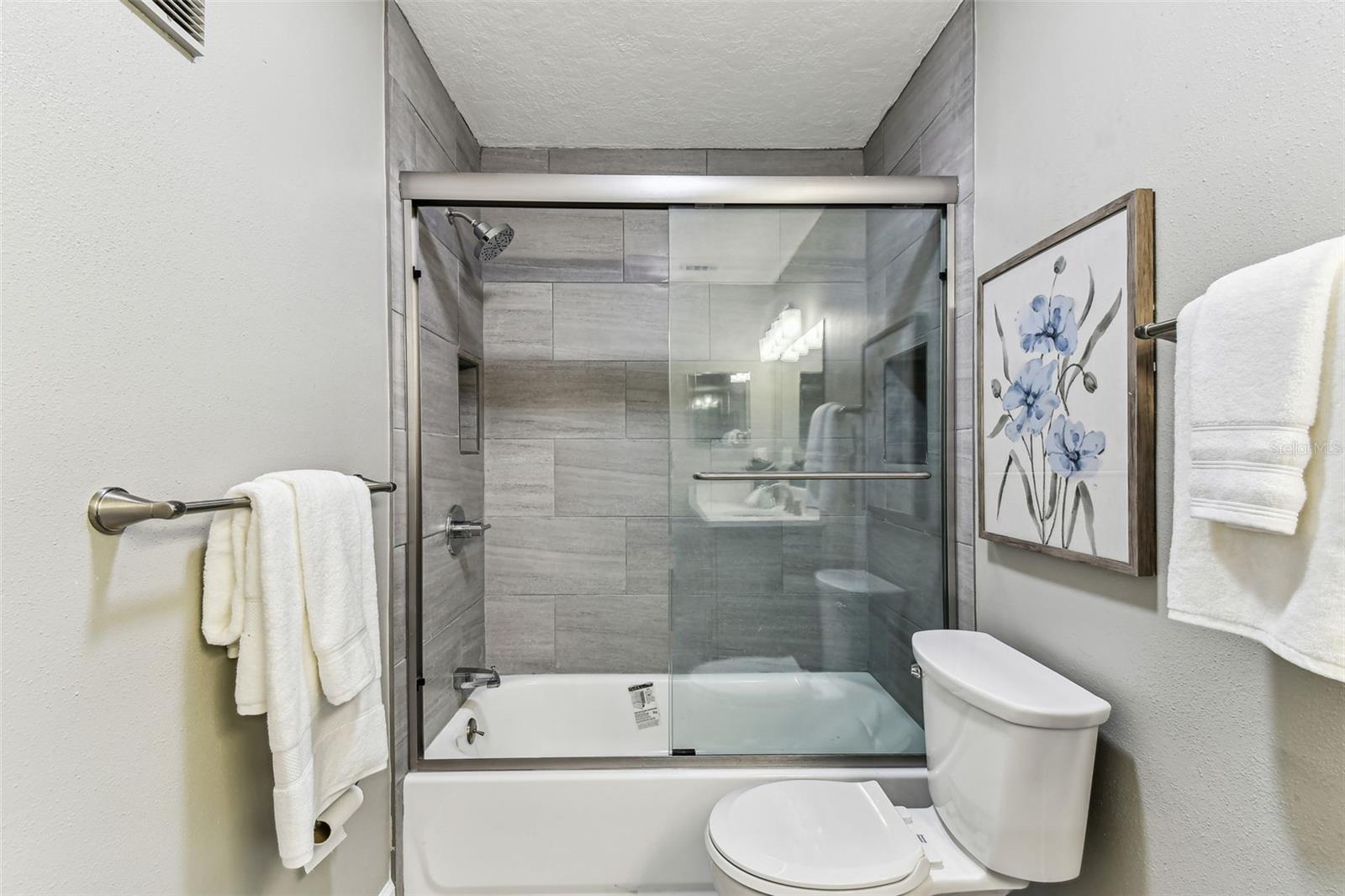 Image 20 of 50 For 2960 59th Street S 303
