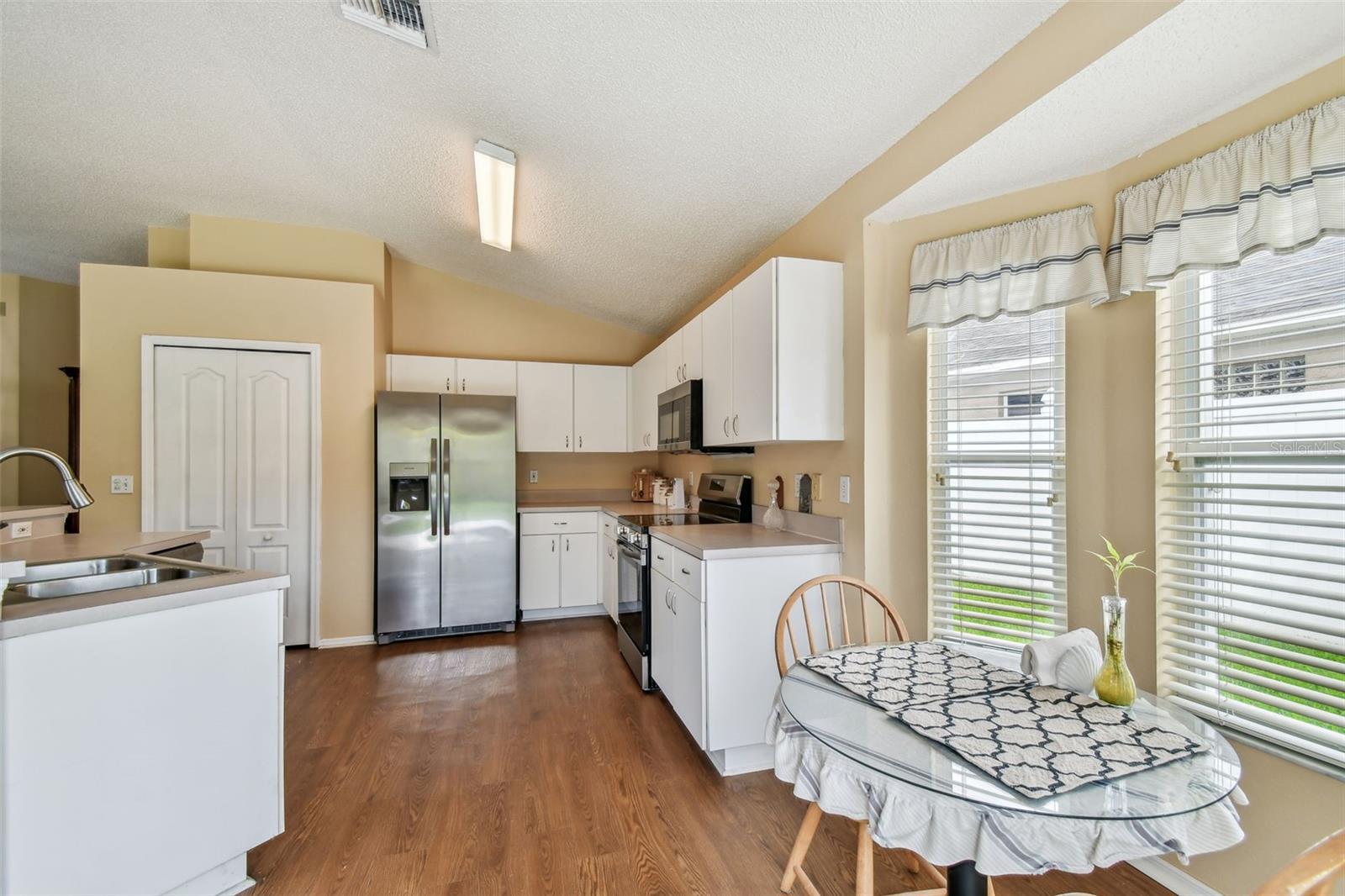 Image 11 of 32 For 630 Lake Cypress Circle
