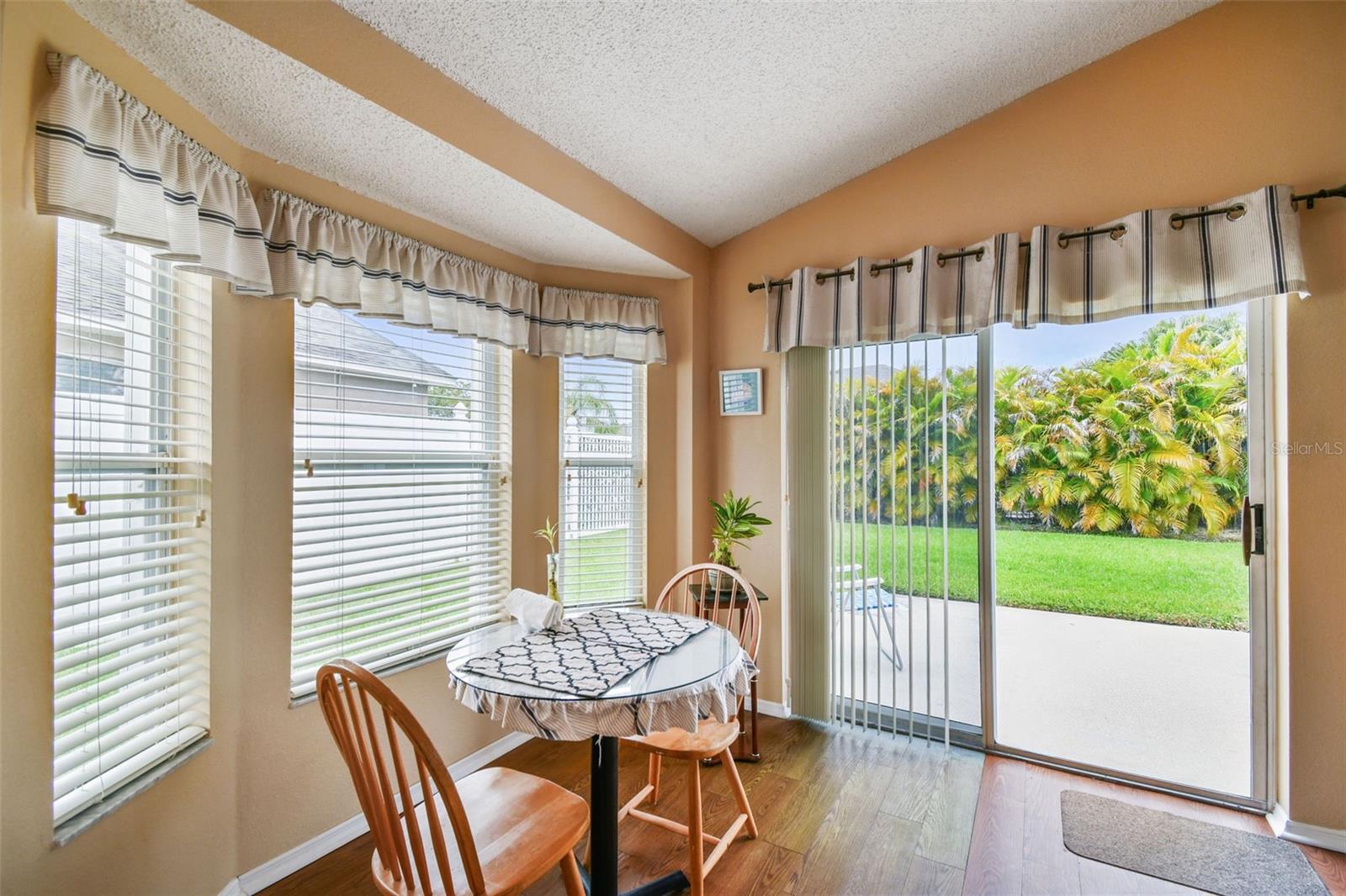 Image 12 of 32 For 630 Lake Cypress Circle
