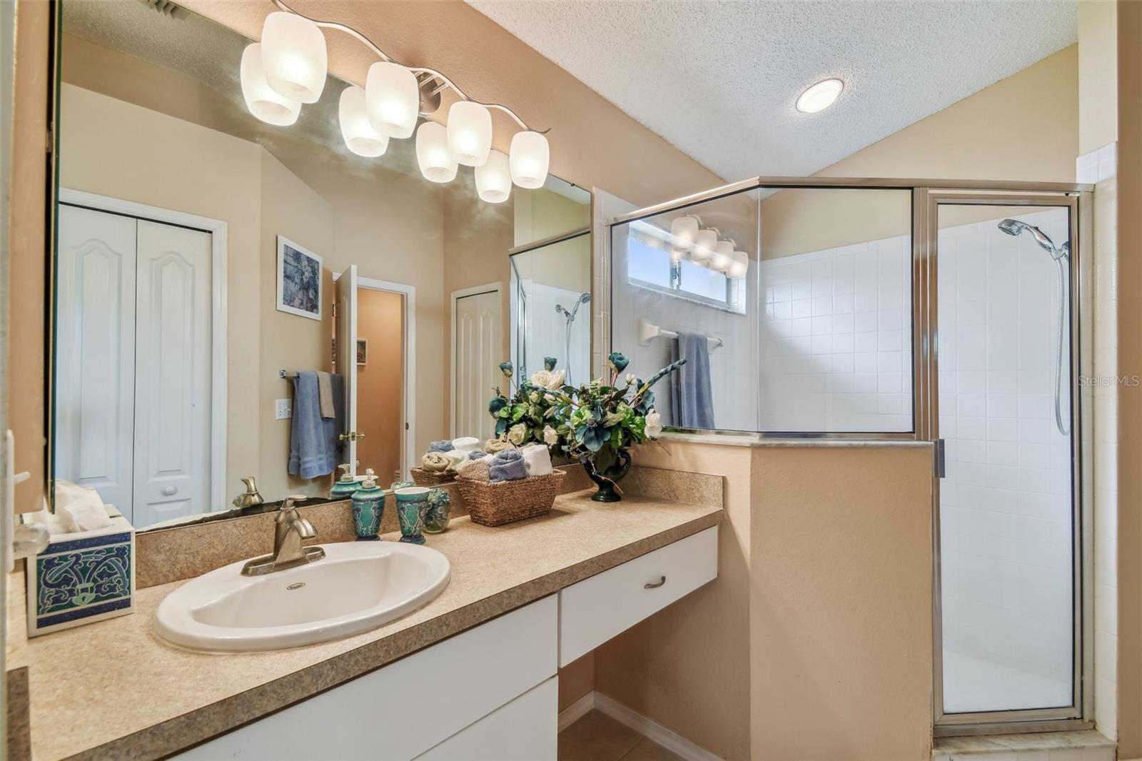 Image 16 of 32 For 630 Lake Cypress Circle