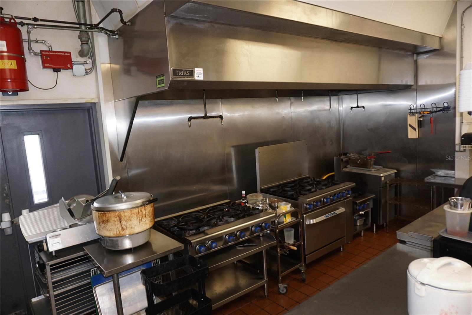 Image 10 of 19 For 2700 34th Street N