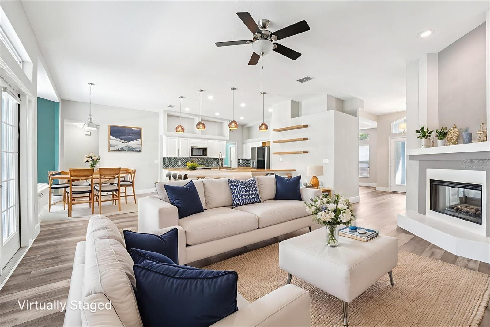 Image 4 of 36 For 18712 Forest Glen Court