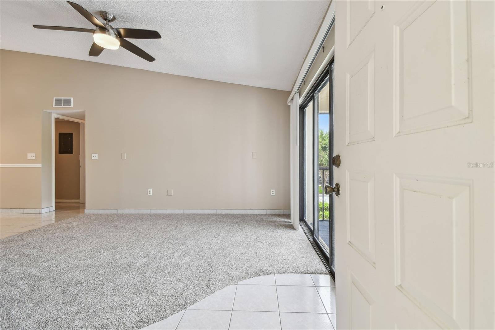Image 3 of 30 For 3389 Crystal Court E J