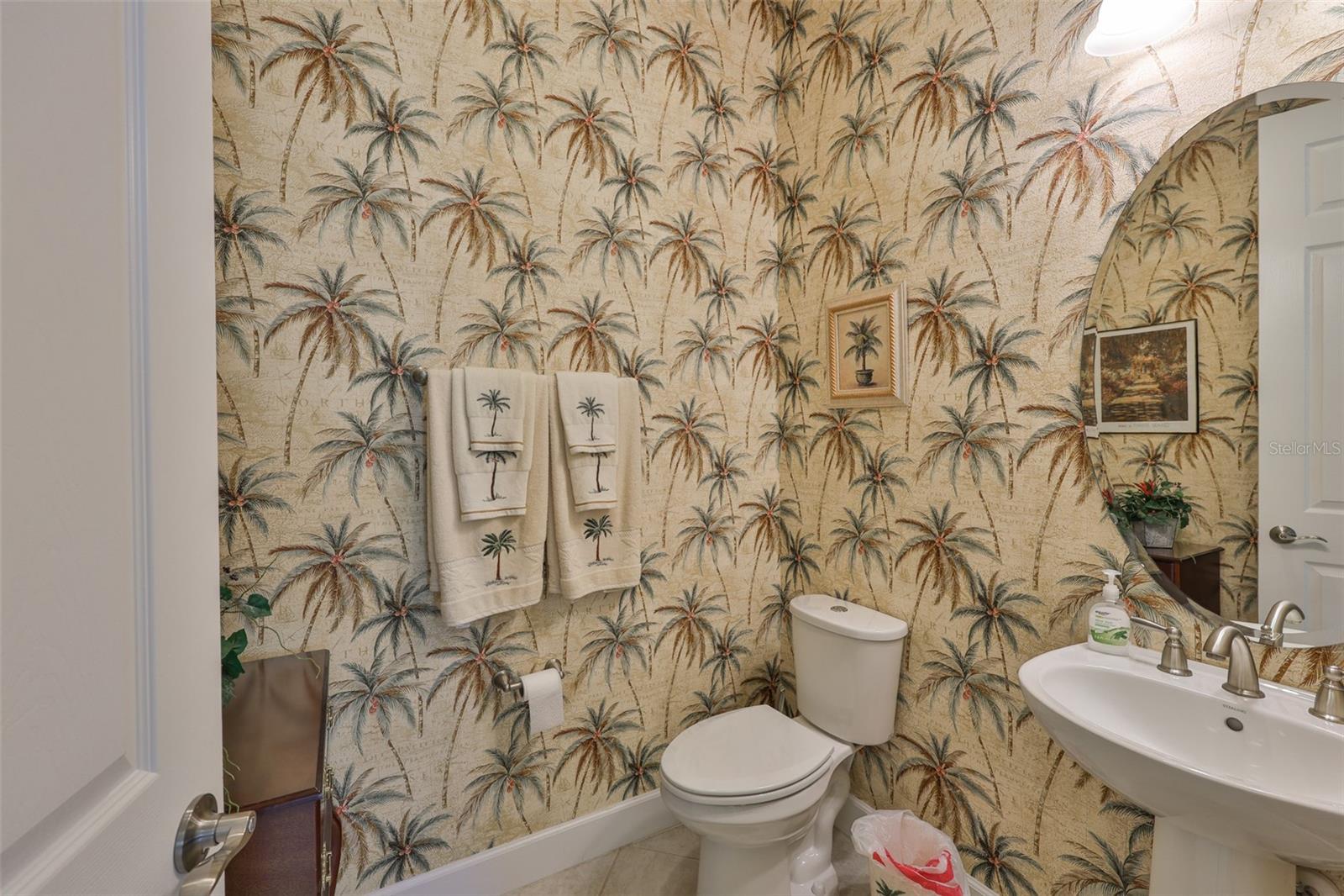 Image 33 of 49 For 1723 Pacific Dunes Drive