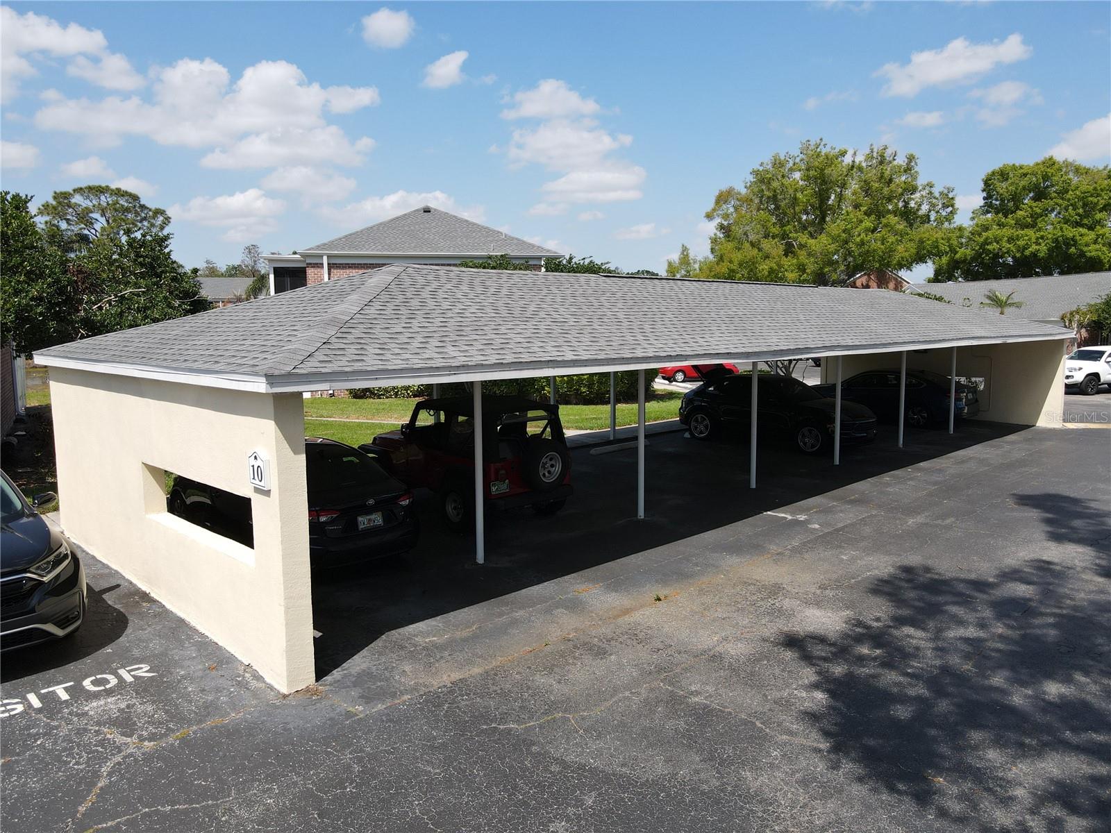 Listing photo id 34 for 13758 Orange Sunset Drive 202
