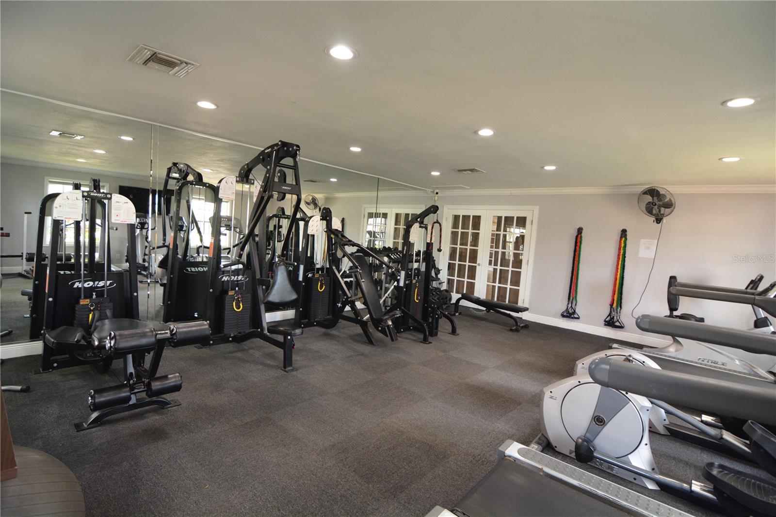 Listing photo id 38 for 13758 Orange Sunset Drive 202