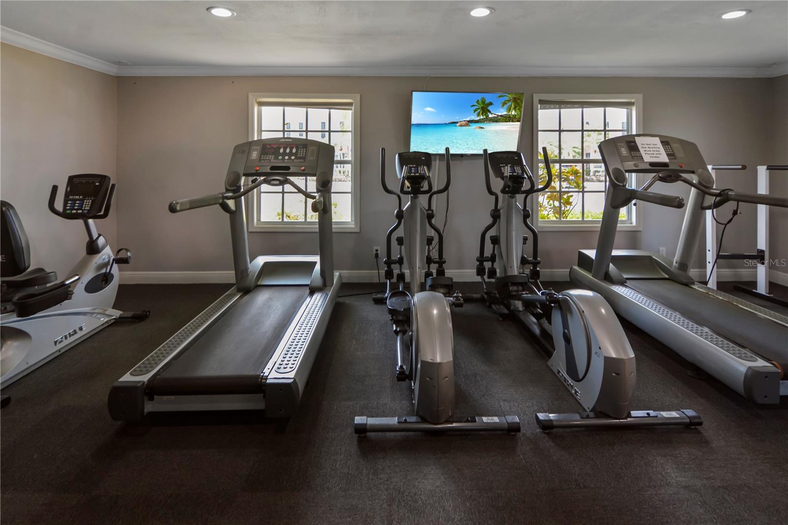 Listing photo id 39 for 13758 Orange Sunset Drive 202