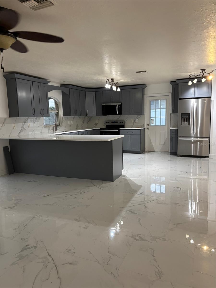 Image 4 of 7 For 6820 26th Street W