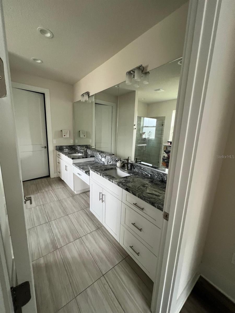 Image 7 of 11 For 2065 Paragon Circle W
