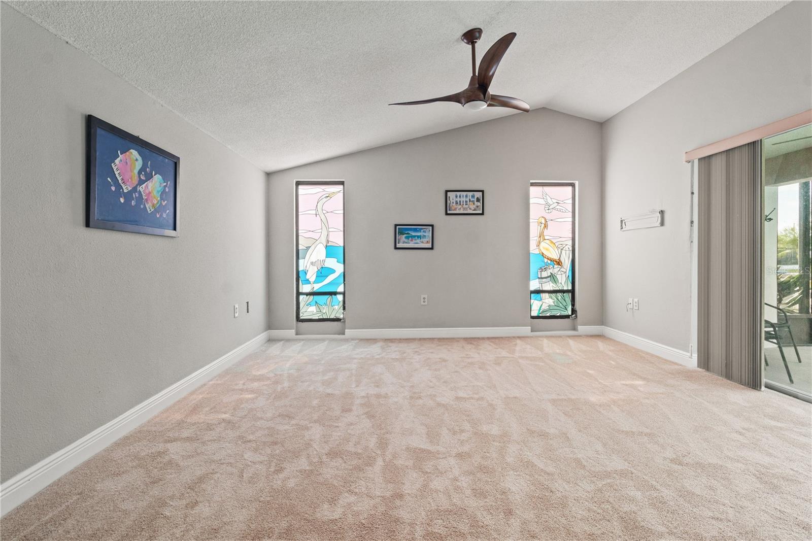 Image 15 of 40 For 4931 Pelican Dr