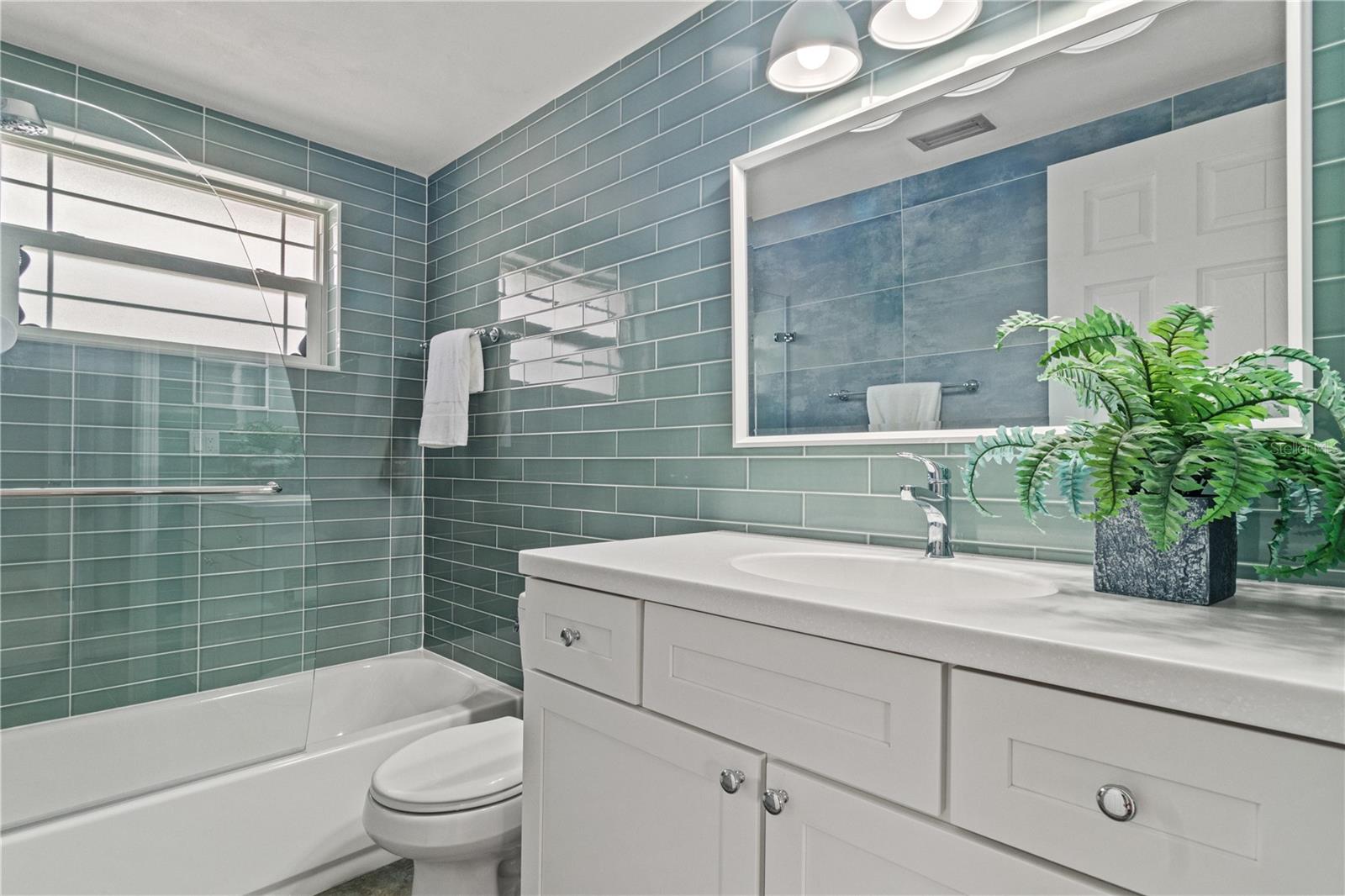 Image 20 of 40 For 4931 Pelican Dr