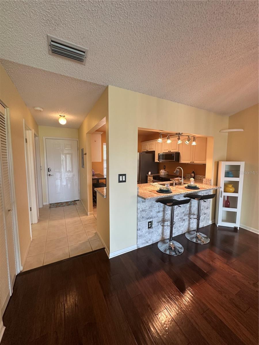 Image 16 of 49 For 1408 Millstream Lane 206