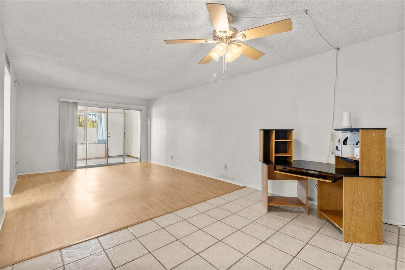 Image 3 of 35 For 4500 Bay Drive 106
