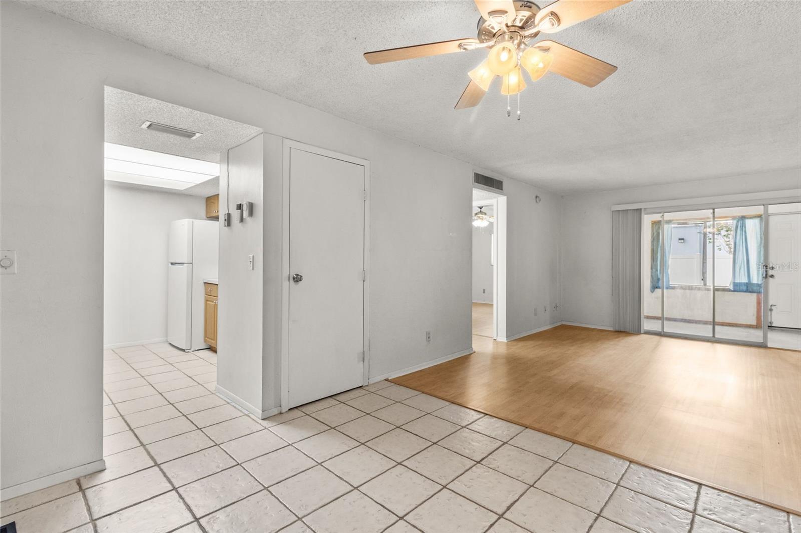 Image 4 of 35 For 4500 Bay Drive 106