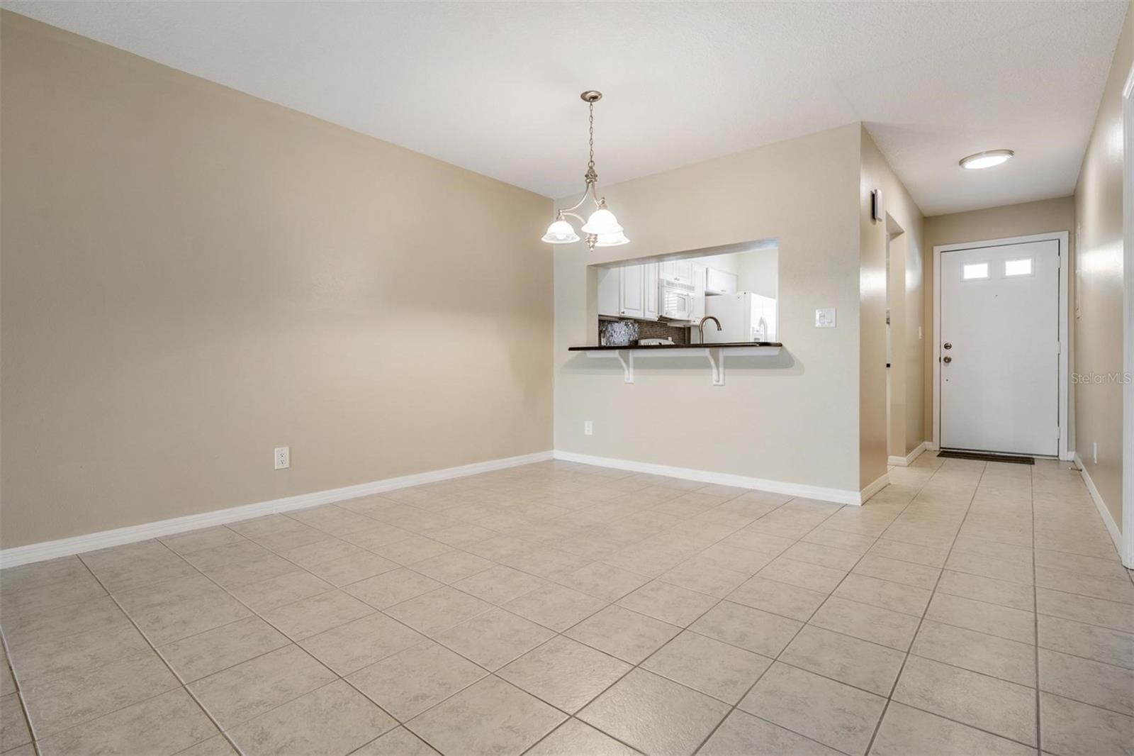 Image 10 of 32 For 340 Causeway Boulevard 105