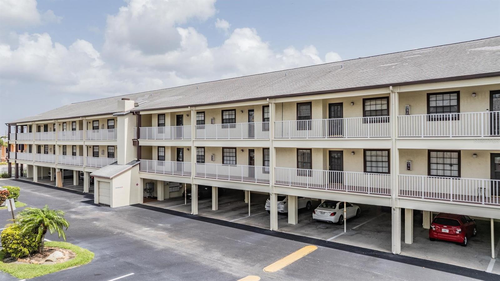 Image 2 of 32 For 340 Causeway Boulevard 105