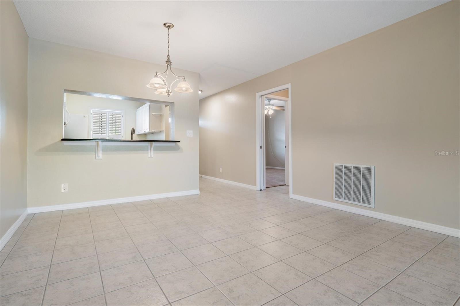 Image 9 of 32 For 340 Causeway Boulevard 105