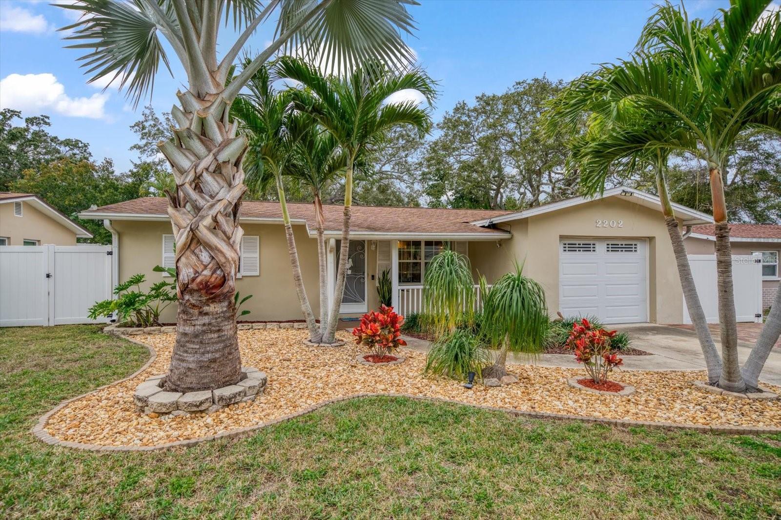 Details for 2202 Lauren Dr, LARGO, FL 33774