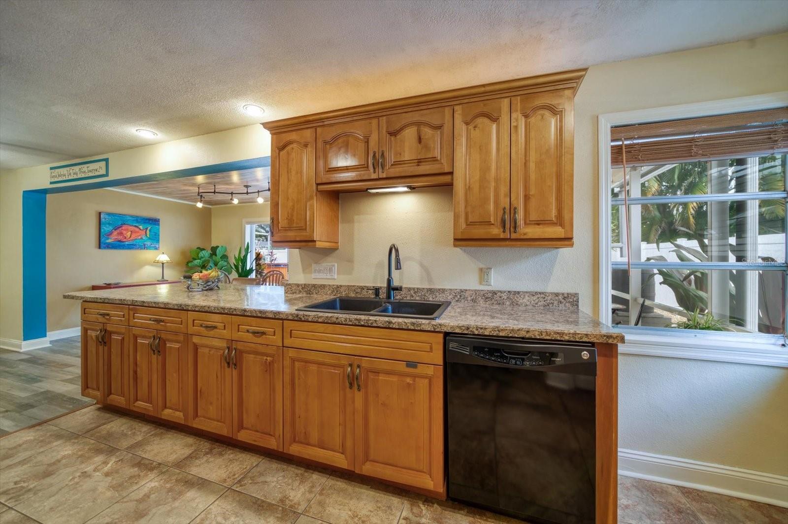 Image 12 of 40 For 2202 Lauren Dr