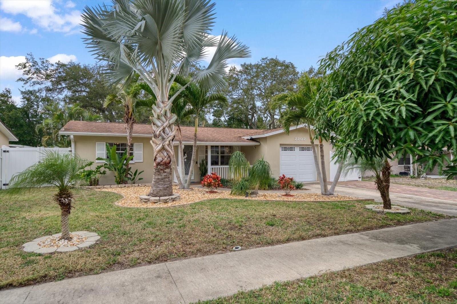 Image 40 of 40 For 2202 Lauren Dr