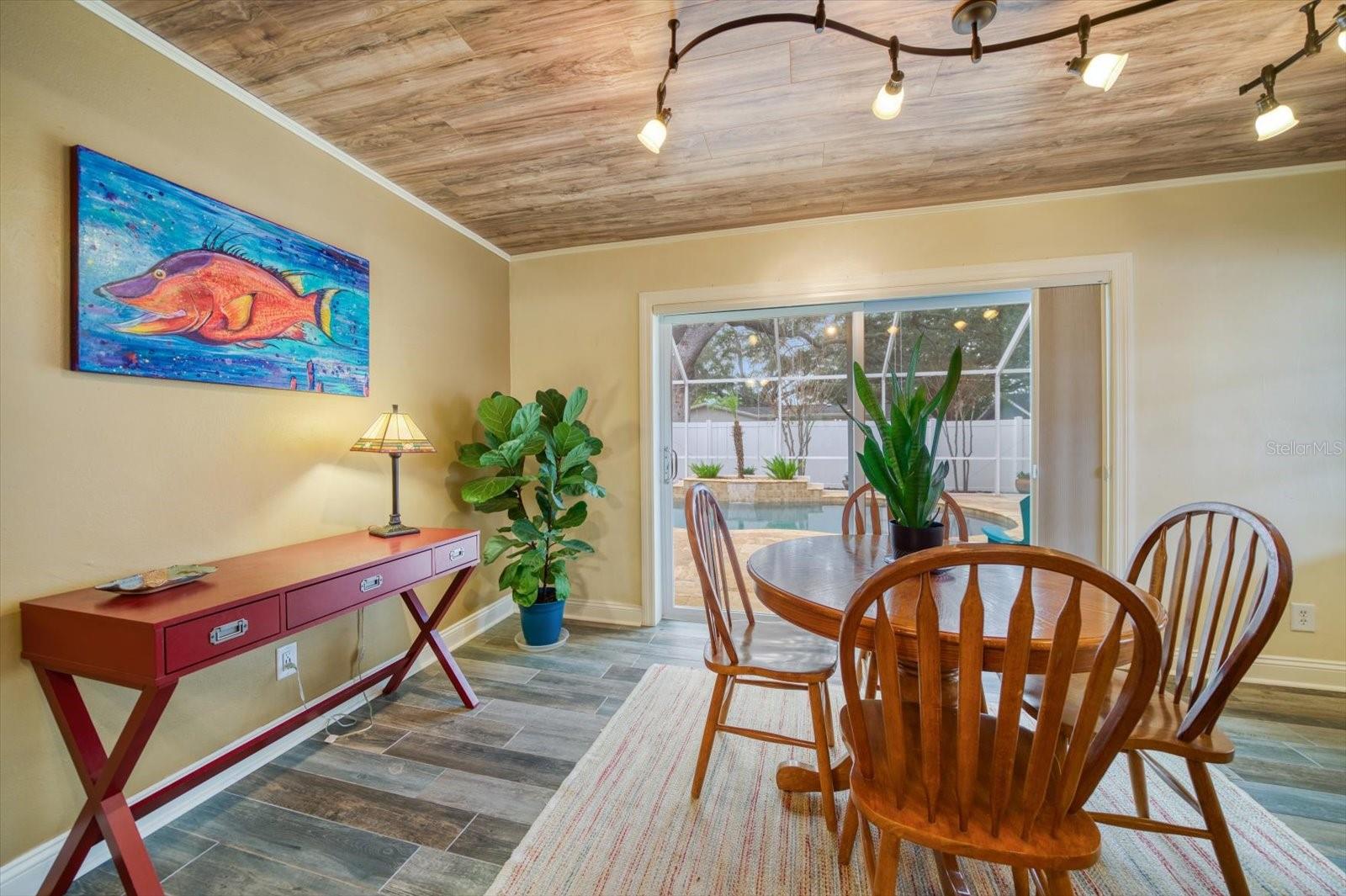 Image 9 of 40 For 2202 Lauren Dr