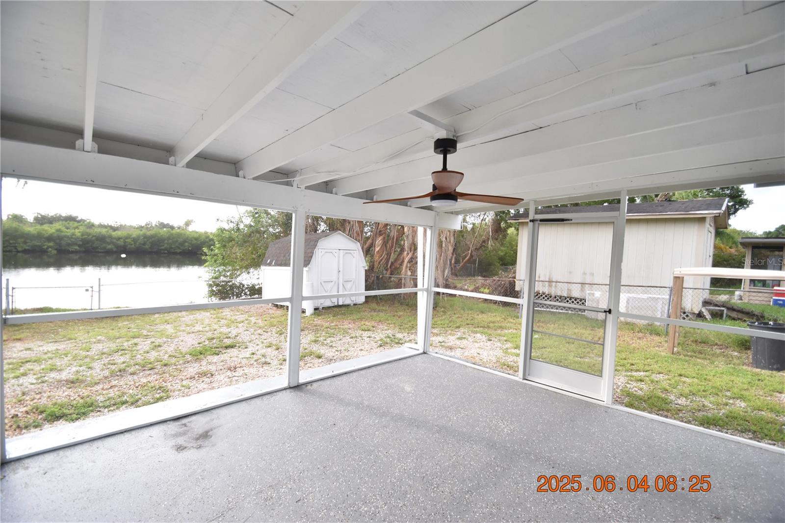 Image 10 of 42 For 417 Country Club Drive