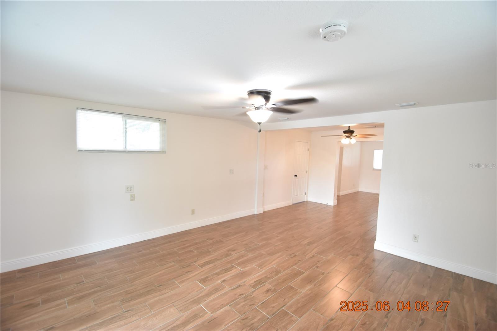 Image 21 of 42 For 417 Country Club Drive