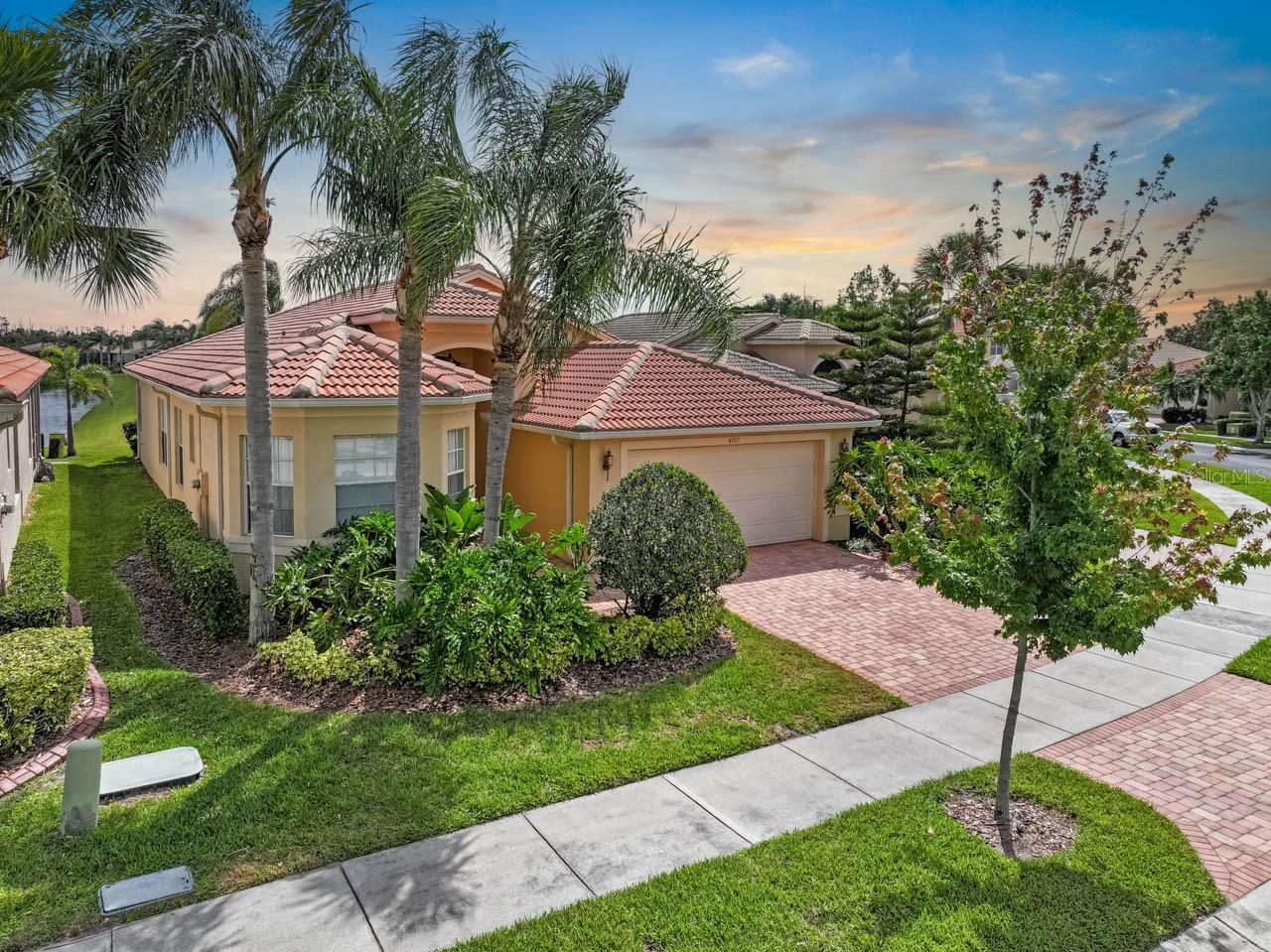 Image 4 of 37 For 4917 Sandy Brook Creek
