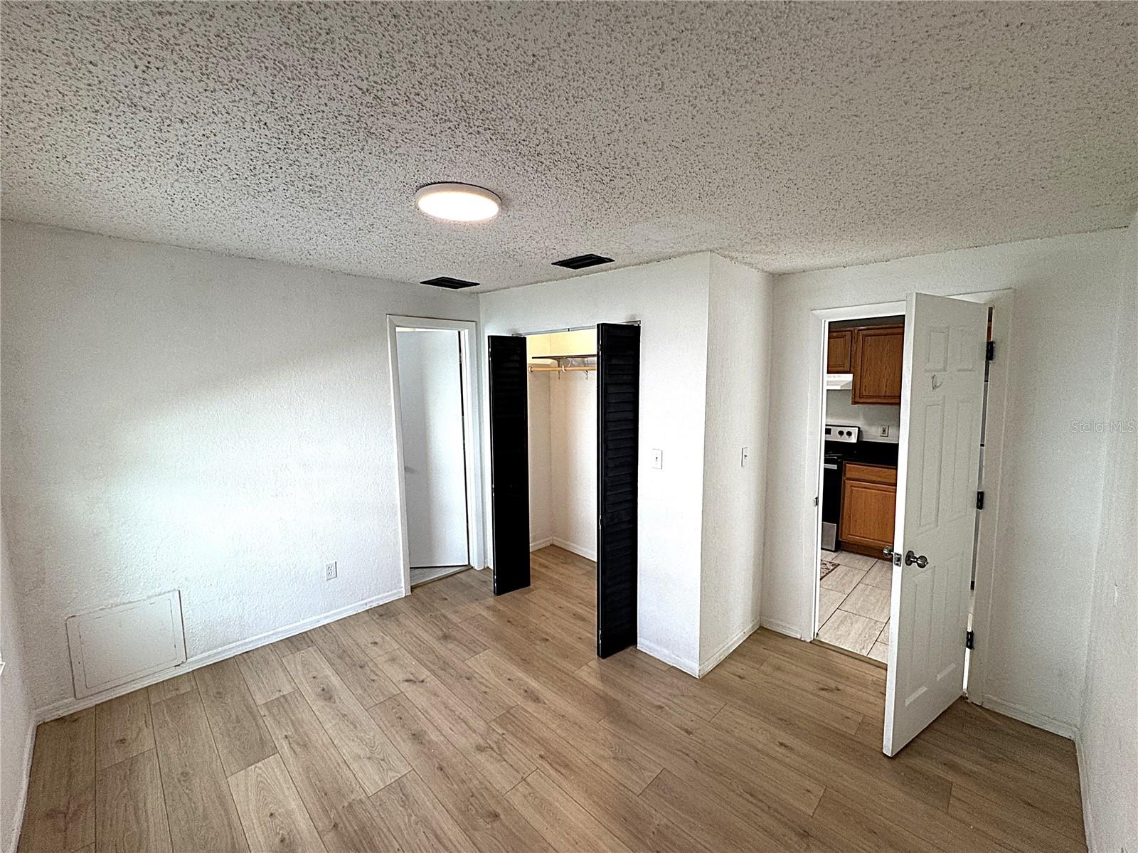 Image 6 of 14 For 206 9th Street