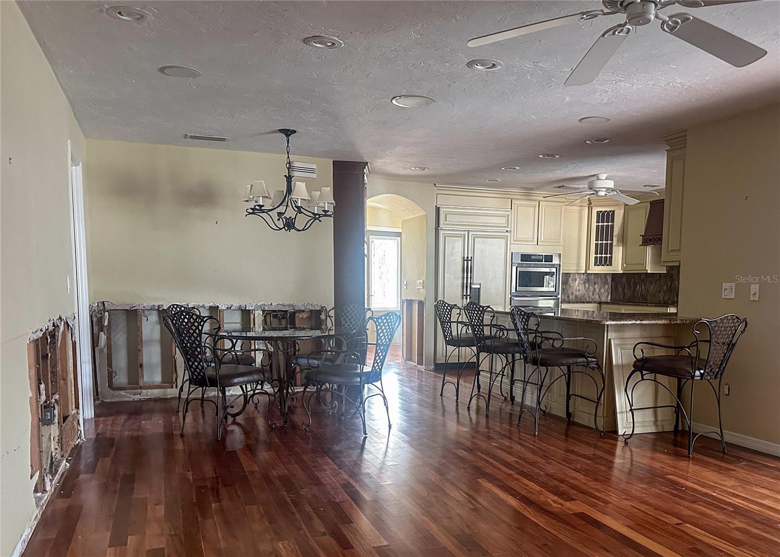 Image 10 of 28 For 3235 Walnut Street Ne