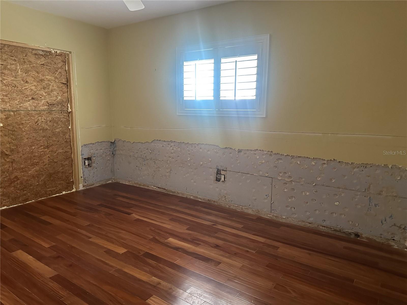 Image 14 of 28 For 3235 Walnut Street Ne