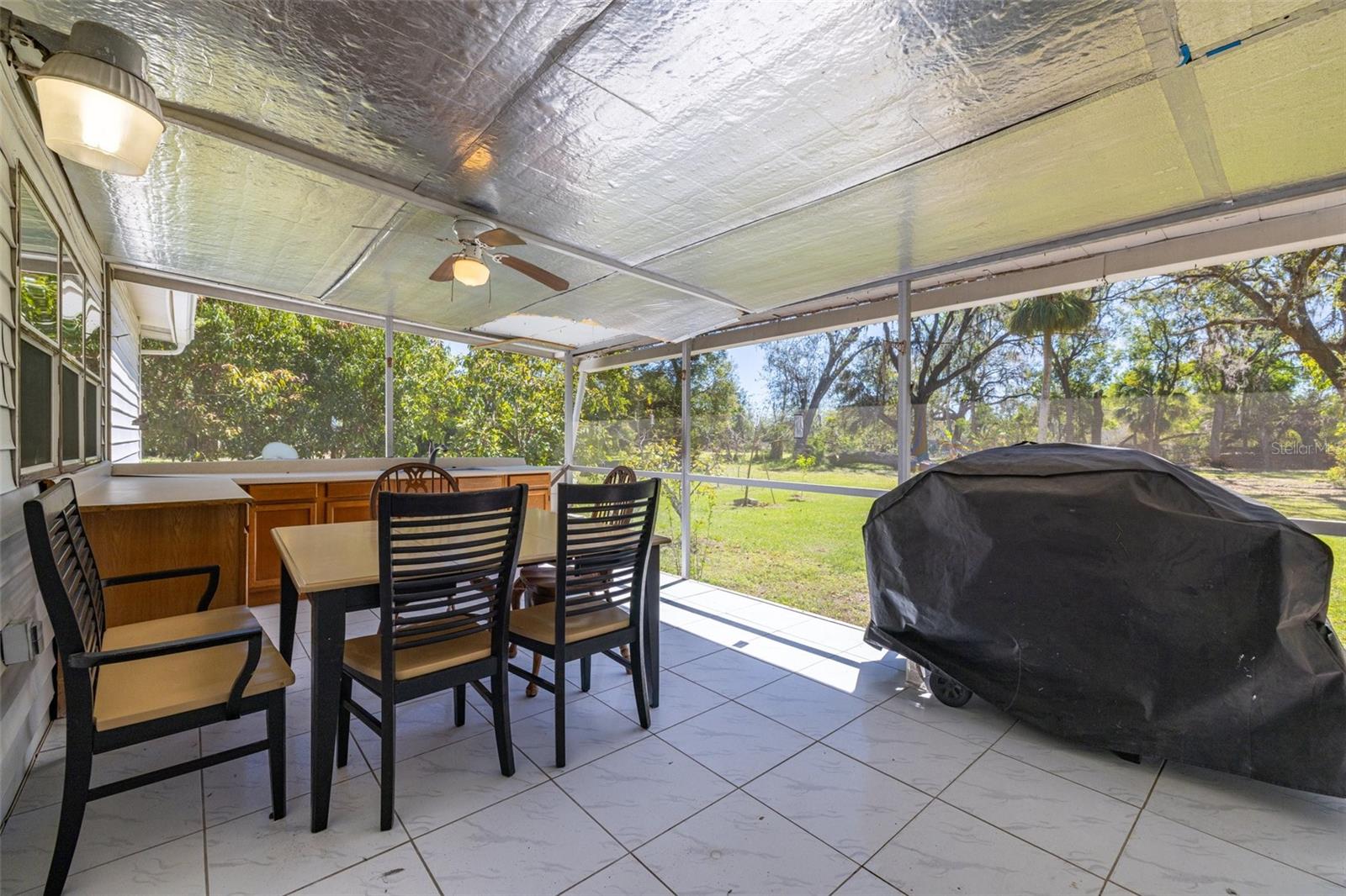 Image 24 of 46 For 11336 Russell Drive