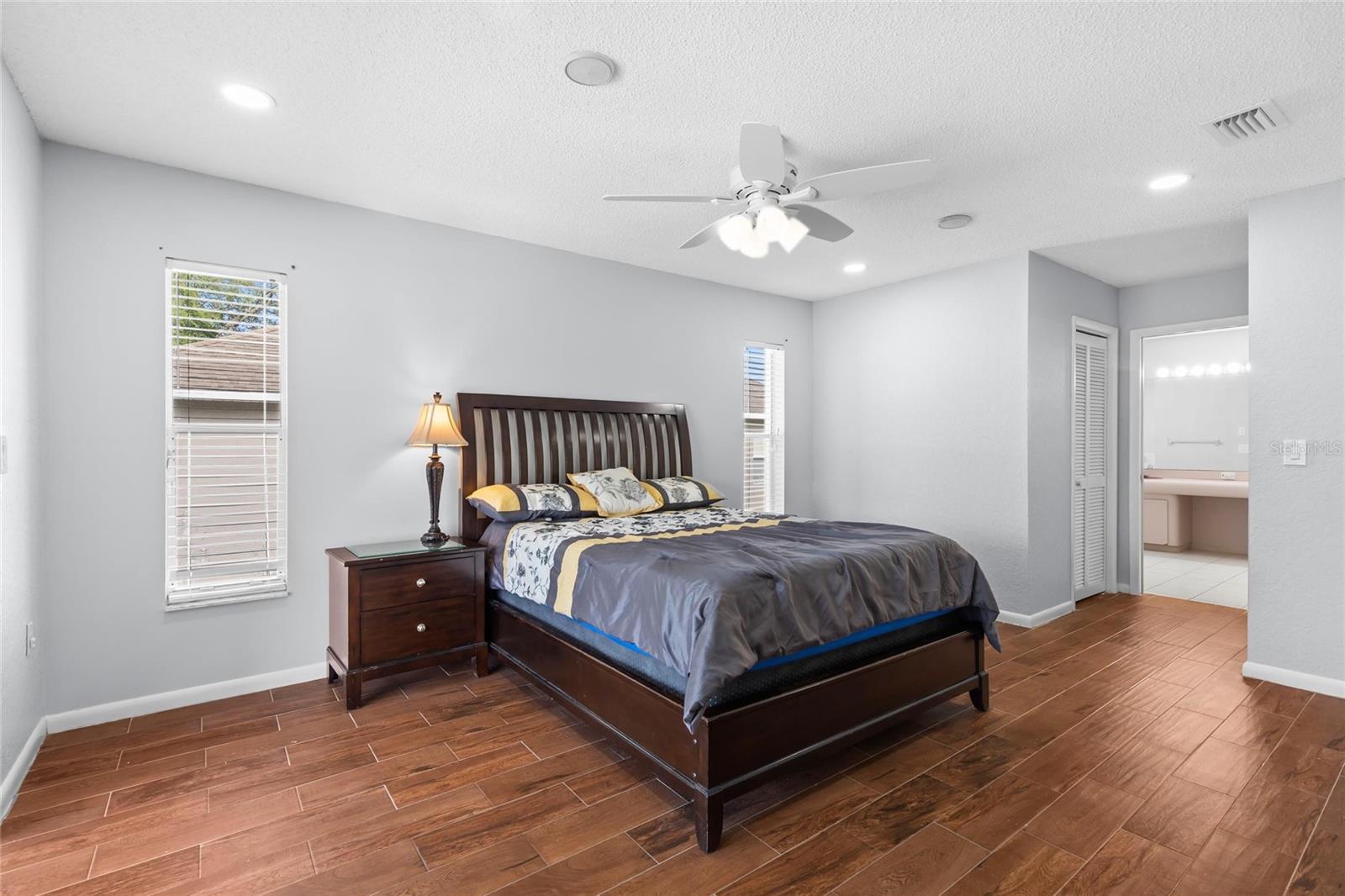 Image 12 of 37 For 10446 Baylor Drive