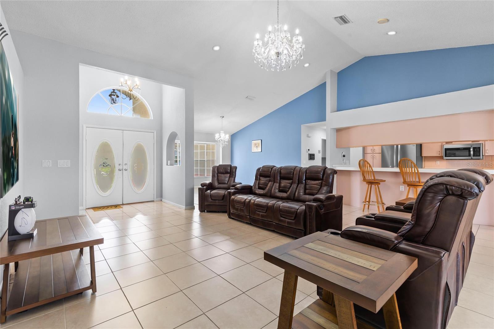 Image 4 of 37 For 10446 Baylor Drive