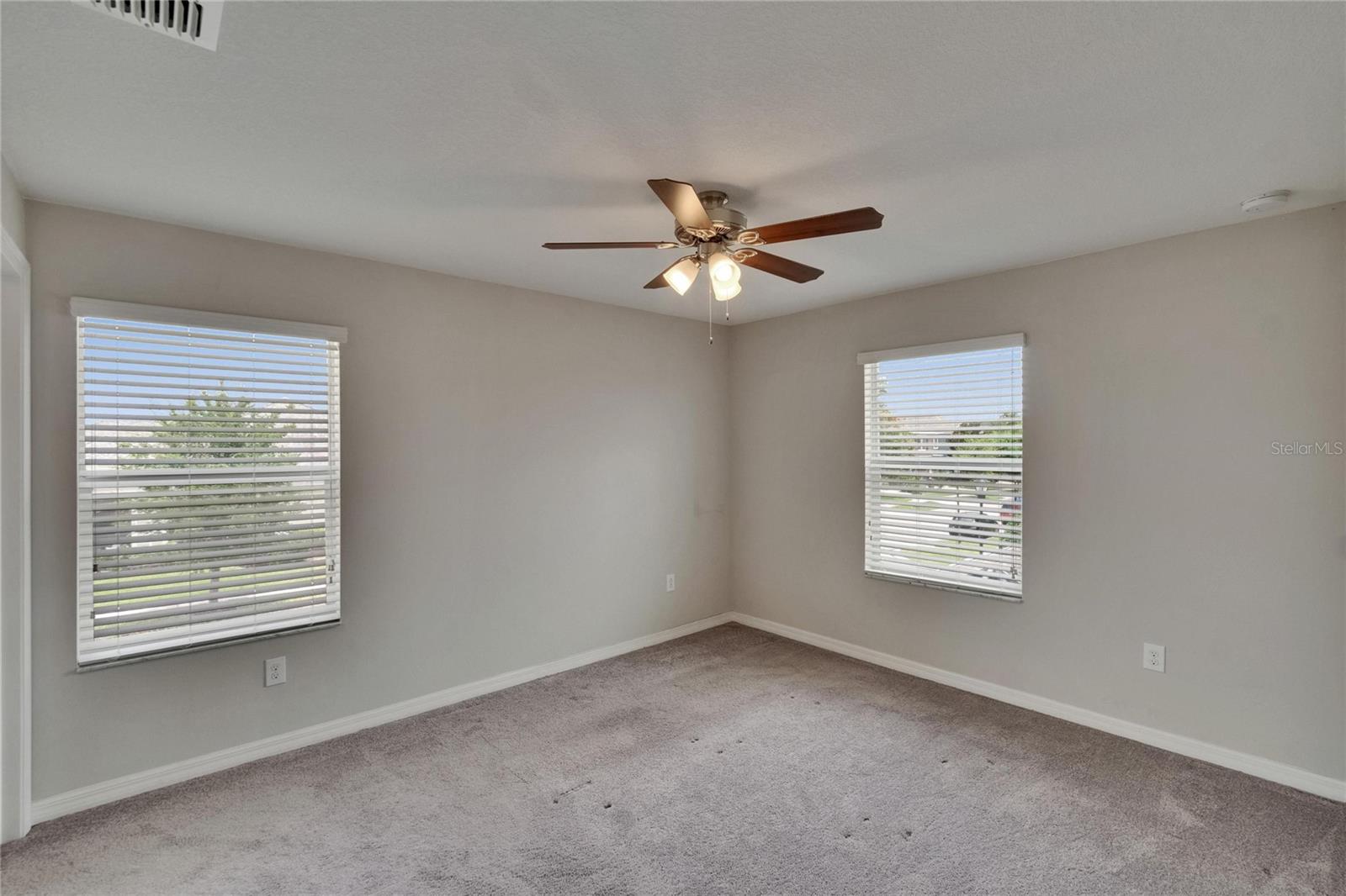 Image 13 of 41 For 7325 Parkshore Drive