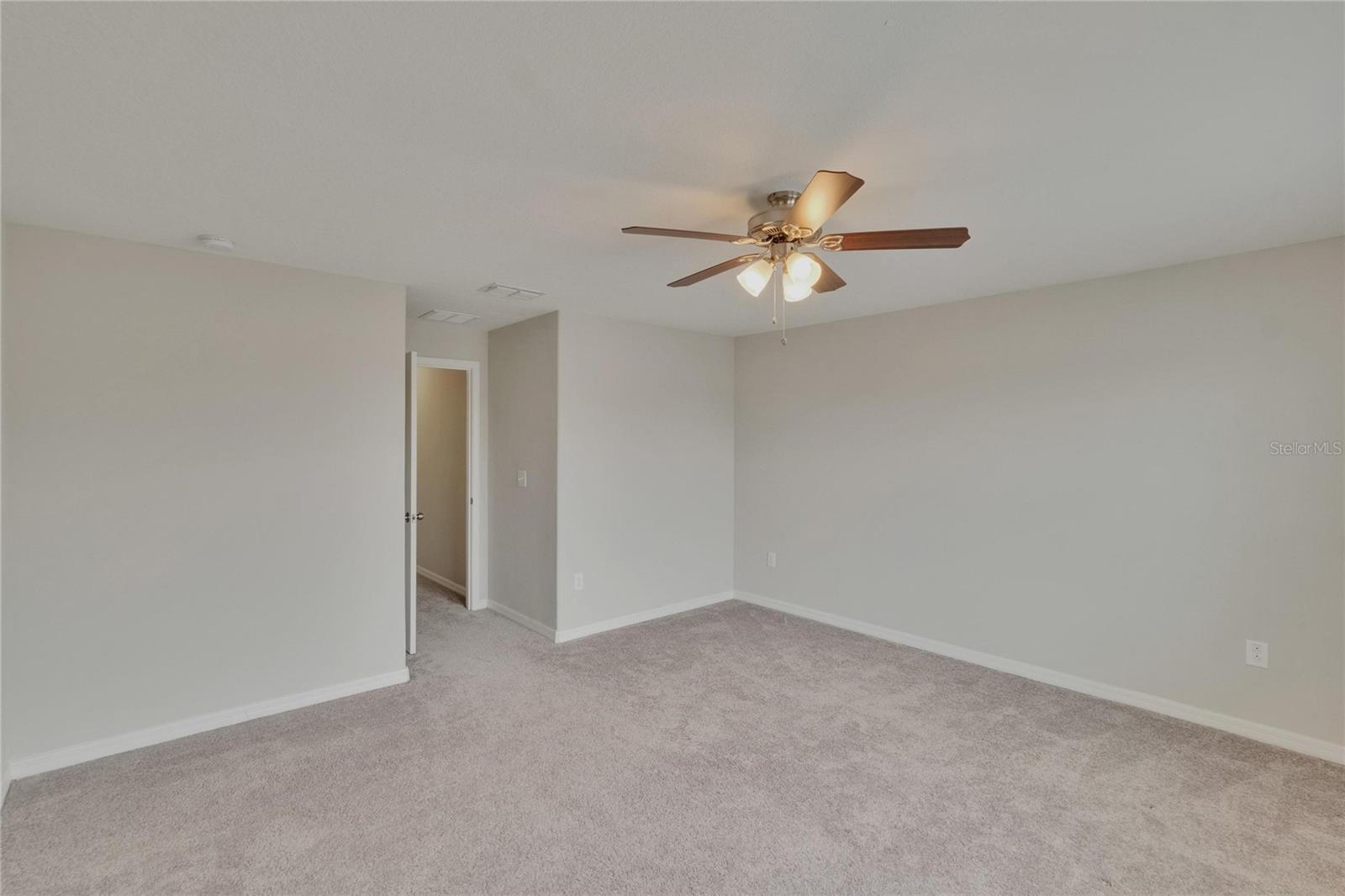Image 22 of 41 For 7325 Parkshore Drive